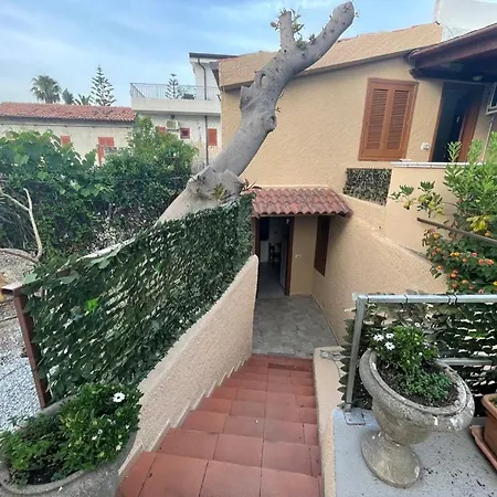 Residenza Le Sirene Porto Di Tropea *
